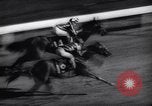 Standbild Kentucky Derby Louisville Kentucky USA, 1944, aus Sekunde 41 historischem Filmmaterial Videoclip 65675040801