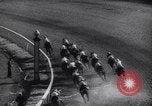 Standbild Kentucky Derby Louisville Kentucky USA, 1944, aus Sekunde 47 historischem Filmmaterial Videoclip 65675040801