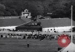 Standbild Kentucky Derby Louisville Kentucky USA, 1944, aus Sekunde 54 historischem Filmmaterial Videoclip 65675040801