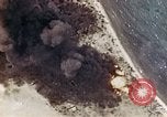 Standbild strafing Pacific Theater, 1943, aus Sekunde 14 historischem Filmmaterial Videoclip 65675040815