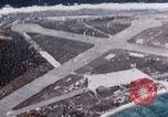 Standbild strafing Pacific Theater, 1943, aus Sekunde 17 historischem Filmmaterial Videoclip 65675040815