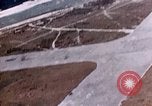 Standbild strafing Pacific Theater, 1943, aus Sekunde 35 historischem Filmmaterial Videoclip 65675040815