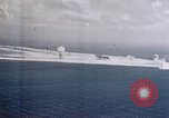 Standbild strafing Pacific Theater, 1943, aus Sekunde 7 historischem Filmmaterial Videoclip 65675040816