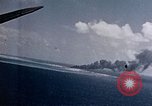 Standbild strafing Pacific Theater, 1943, aus Sekunde 12 historischem Filmmaterial Videoclip 65675040816