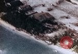 Standbild strafing Pacific Theater, 1943, aus Sekunde 49 historischem Filmmaterial Videoclip 65675040816