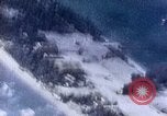 Standbild strafing Pacific Theater, 1943, aus Sekunde 61 historischem Filmmaterial Videoclip 65675040816