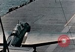 Standbild strafing Pacific Theater, 1943, aus Sekunde 5 historischem Filmmaterial Videoclip 65675040817