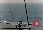 Standbild strafing Pacific Theater, 1943, aus Sekunde 8 historischem Filmmaterial Videoclip 65675040817