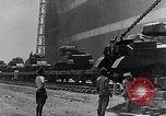 Standbild uns militärische Hilfe für China über Indien in Zweiten Weltkrieg Indien, 1942, aus Sekunde 26 historischem Filmmaterial Videoclip 65675040822