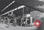 Standbild uns militärische Hilfe für China über Indien in Zweiten Weltkrieg Indien, 1942, aus Sekunde 48 historischem Filmmaterial Videoclip 65675040822