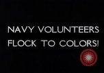 Standbild Männer freiwillige en masse für die United States Navy Houston Texas USA, 1942, aus Sekunde 4 historischem Filmmaterial Videoclip 65675040846