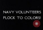 Standbild Männer freiwillige en masse für die United States Navy Houston Texas USA, 1942, aus Sekunde 6 historischem Filmmaterial Videoclip 65675040846