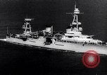 Standbild Männer freiwillige en masse für die United States Navy Houston Texas USA, 1942, aus Sekunde 11 historischem Filmmaterial Videoclip 65675040846