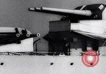 Standbild Männer freiwillige en masse für die United States Navy Houston Texas USA, 1942, aus Sekunde 12 historischem Filmmaterial Videoclip 65675040846