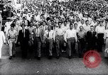 Standbild Männer freiwillige en masse für die United States Navy Houston Texas USA, 1942, aus Sekunde 14 historischem Filmmaterial Videoclip 65675040846