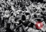 Standbild Männer freiwillige en masse für die United States Navy Houston Texas USA, 1942, aus Sekunde 22 historischem Filmmaterial Videoclip 65675040846