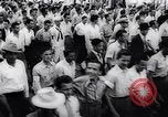 Standbild Männer freiwillige en masse für die United States Navy Houston Texas USA, 1942, aus Sekunde 24 historischem Filmmaterial Videoclip 65675040846