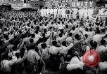 Standbild Männer freiwillige en masse für die United States Navy Houston Texas USA, 1942, aus Sekunde 47 historischem Filmmaterial Videoclip 65675040846