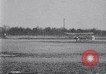 Immagine di Henri Farman Issy-les-Moulineaux Francia, 1908, secondo 56 filmato di repertorio 65675040853