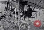 Immagine di Louis Bleriot Francia, 1909, secondo 29 filmato di repertorio 65675040854