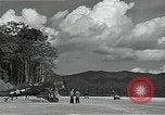 Immagine di Stati Uniti F4U Corsair aeromobile Vella Lavella campo seconda guerra mondiale Nuova Georgia Isole Salomone, 1943, secondo 60 filmato di repertorio 65675040873