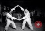 Standbild Judo Argentinien, 1957, aus Sekunde 6 historischem Filmmaterial Videoclip 65675040879