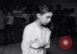 Standbild Judo Argentinien, 1957, aus Sekunde 17 historischem Filmmaterial Videoclip 65675040879