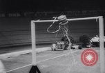 Standbild Polizei Festival Deutschland, 1957, aus Sekunde 11 historischem Filmmaterial Videoclip 65675040880