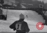 Image championnat alpin Bad Gastein Autriche, 1957, de la seconde 24 séquences d'archives historiques vidéo 65675040881