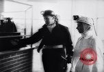 Standbild Queen Elizabeth besuche Bergwerke Vereinigtes Königreich, 1958, aus Sekunde 7 historischem Filmmaterial Videoclip 65675040892