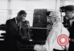 Standbild Queen Elizabeth besuche Bergwerke Vereinigtes Königreich, 1958, aus Sekunde 9 historischem Filmmaterial Videoclip 65675040892