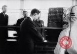 Standbild Queen Elizabeth besuche Bergwerke Vereinigtes Königreich, 1958, aus Sekunde 12 historischem Filmmaterial Videoclip 65675040892