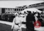 Standbild Queen Elizabeth besuche Bergwerke Vereinigtes Königreich, 1958, aus Sekunde 54 historischem Filmmaterial Videoclip 65675040892