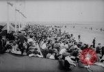 Standbild Fallschirm Wettbewerb Paris Frankreich, 1958, aus Sekunde 8 historischem Filmmaterial Videoclip 65675040894