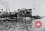 Standbild beschädigte Schiff Atlantikküste, 1942, aus Sekunde 10 historischem Filmmaterial Videoclip 65675040908