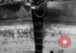 Standbild beschädigte Schiff Atlantikküste, 1942, aus Sekunde 16 historischem Filmmaterial Videoclip 65675040908