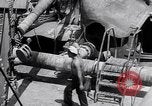Standbild beschädigte Schiff Atlantikküste, 1942, aus Sekunde 25 historischem Filmmaterial Videoclip 65675040908