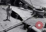 Standbild beschädigte Schiff Atlantikküste, 1942, aus Sekunde 28 historischem Filmmaterial Videoclip 65675040908