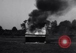 Immagine di Bombe fuoco College Park Maryland USA, 1942, secondo 45 filmato di repertorio 65675040911