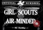 Immagine di Girl Scouts United States USA, 1942, secondo 6 filmato di repertorio 65675040913