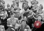Immagine di Girl Scouts United States USA, 1942, secondo 32 filmato di repertorio 65675040913