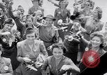 Immagine di Girl Scouts United States USA, 1942, secondo 33 filmato di repertorio 65675040913