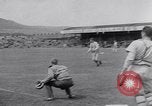 Immagine di Il baseball Belfast Irlanda, 1942, secondo 23 filmato di repertorio 65675040915