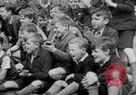 Immagine di Il baseball Belfast Irlanda, 1942, secondo 30 filmato di repertorio 65675040915