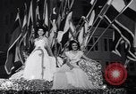 Standbild Orange Bowl Parade Miami Florida USA, 1947, aus Sekunde 14 historischem Filmmaterial Videoclip 65675040922