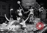Standbild Orange Bowl Parade Miami Florida USA, 1947, aus Sekunde 33 historischem Filmmaterial Videoclip 65675040922