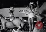 Standbild Orange Bowl Parade Miami Florida USA, 1947, aus Sekunde 36 historischem Filmmaterial Videoclip 65675040922