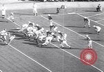 Immagine di Ciotola giochi Pasadena California USA, 1947, secondo 10 filmato di repertorio 65675040924