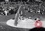 Image Float Parade Pasadena California USA, 1947, de la seconde 13 séquences d'archives historiques vidéo 65675040925