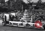 Image Float Parade Pasadena California USA, 1947, de la seconde 16 séquences d'archives historiques vidéo 65675040925